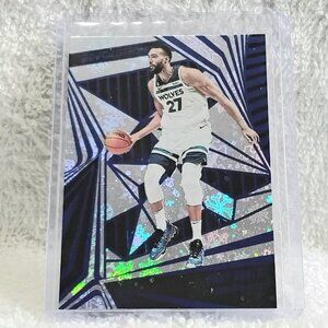 5/$20 Mint 2023/24 Panini Revolution Rudy Gobert Winter NBA Card 42!!